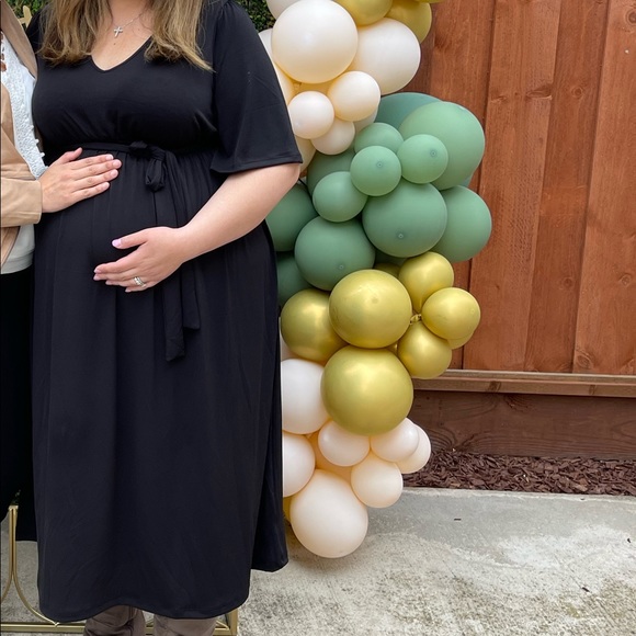 Isabel Black Maternity Dress - Picture 3 of 5